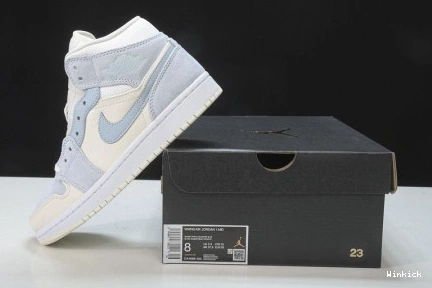 1 MID BLUE MIX JORDAN DA4666-100 TAN MATERIALS 0812